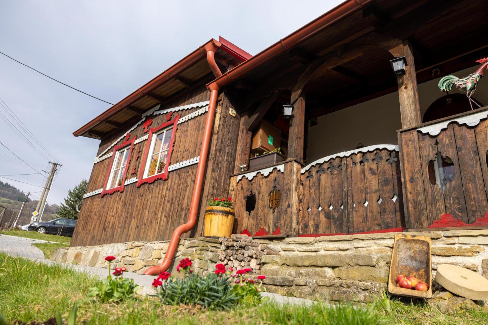 Valasska Kohoutek * Luzna (Zlin)